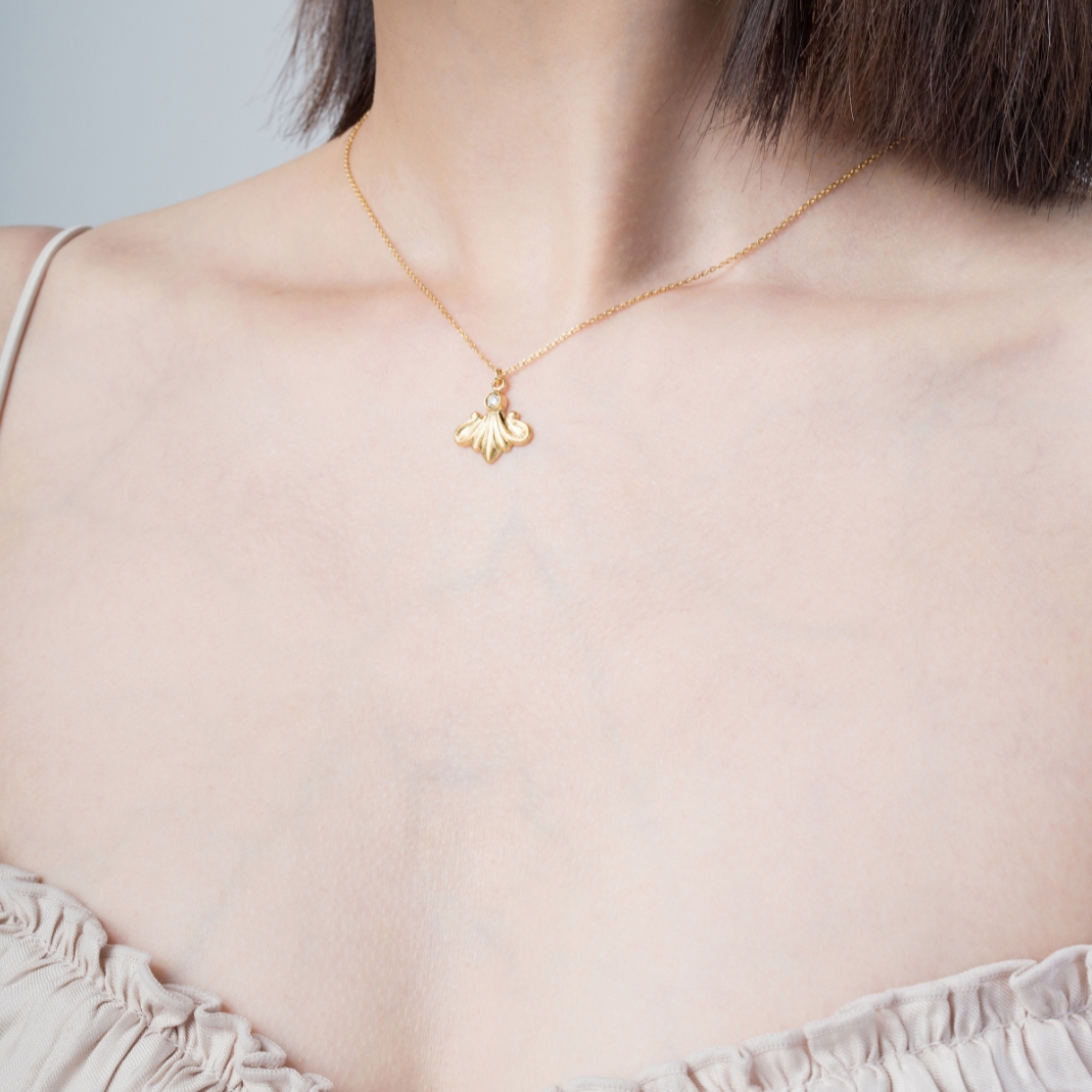 Longue_necklace